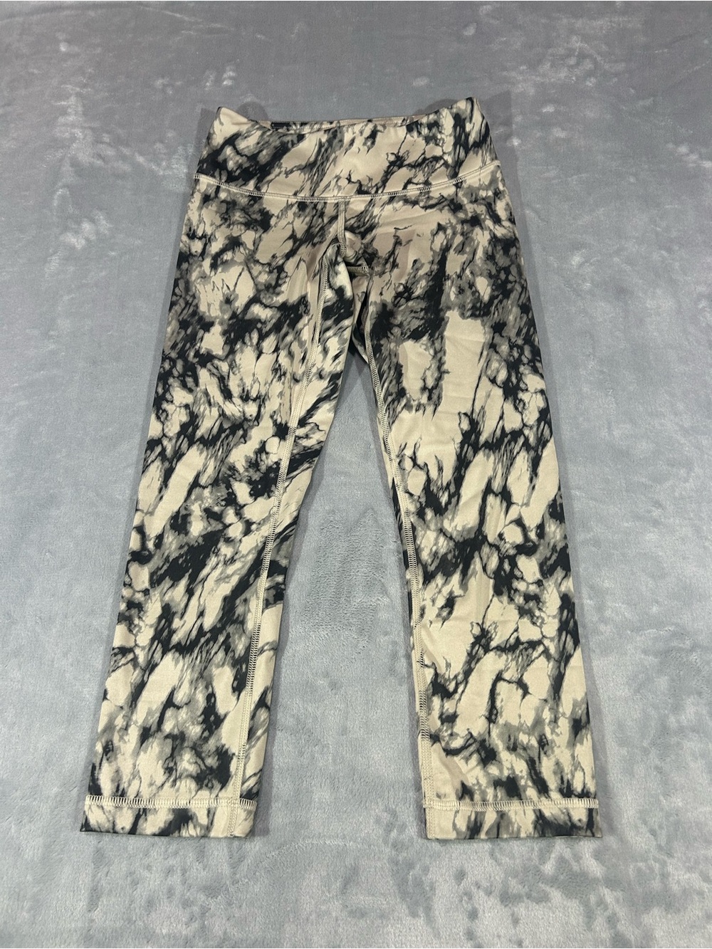 Lululemon Wunder Under Crop Luxtreme Great Granite Black Mojave size 2